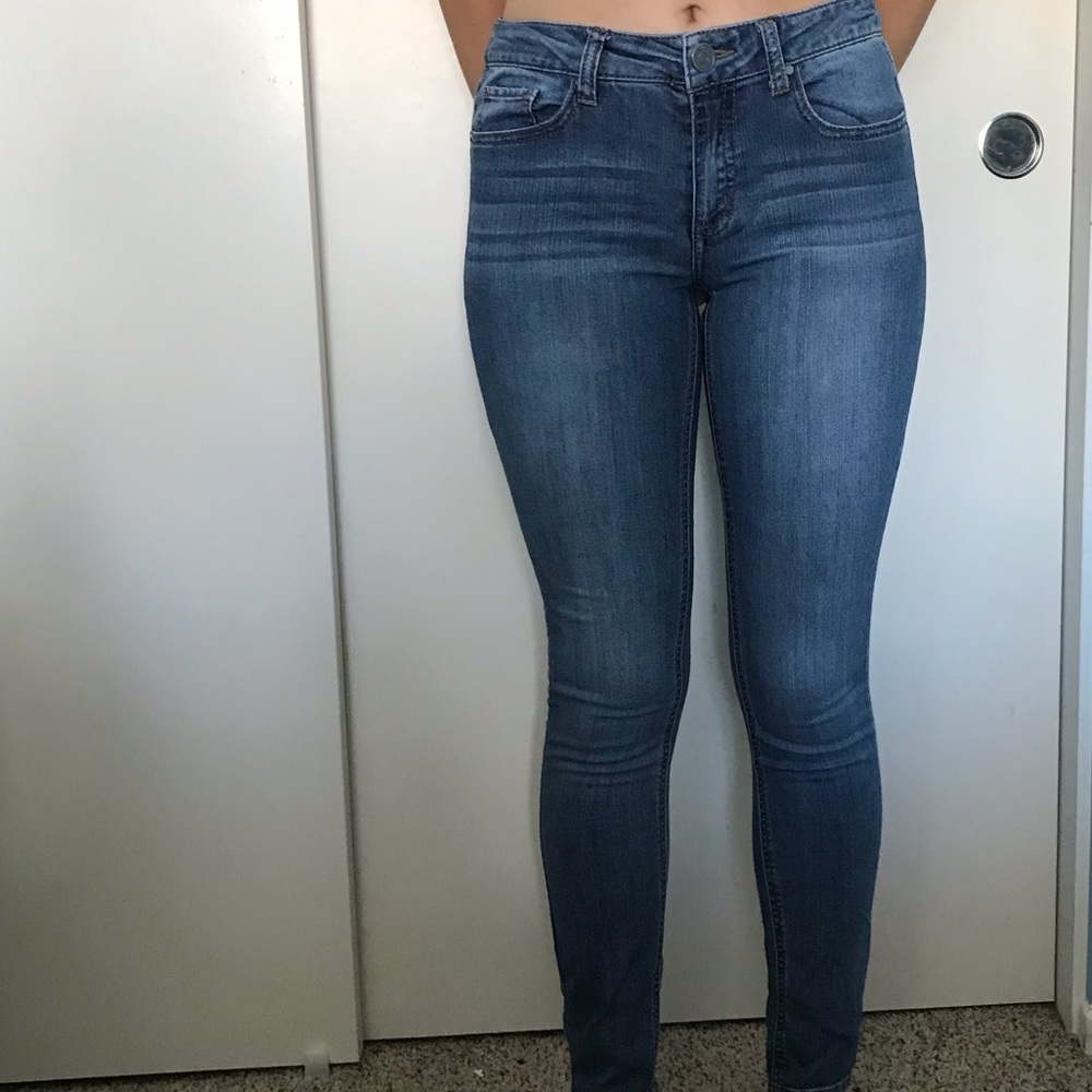 Cute and Fitting Blue Jeans